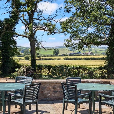 Hotel The Whoop Kirkby Lonsdale Esterno foto