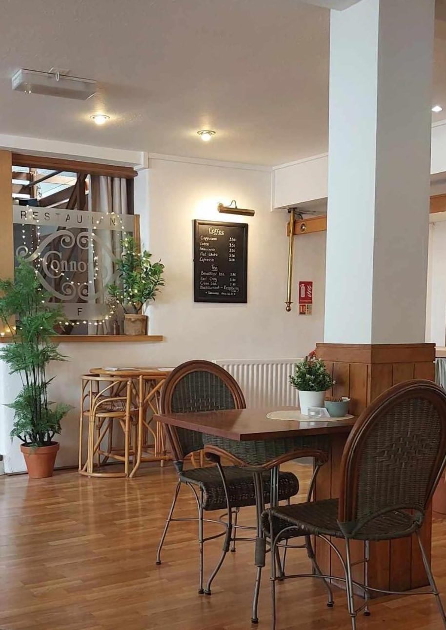 Hotel The Whoop Kirkby Lonsdale Esterno foto